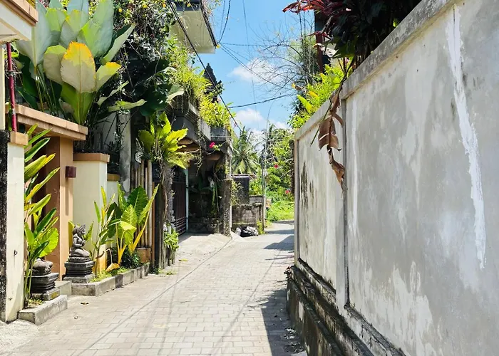 Ayu * Ubud